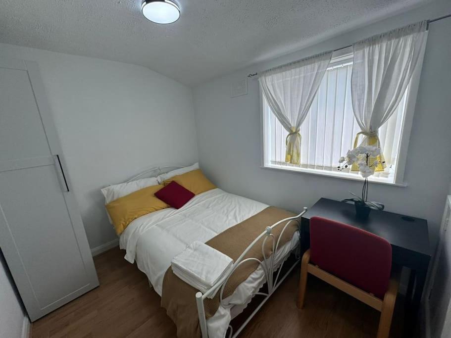 Charming 3-bedroom Retreat With Modern Comforts Apartment South Ockendon